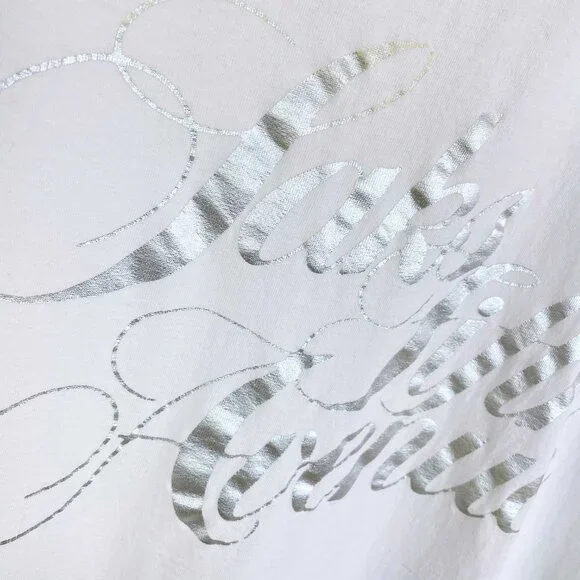 ⚡️SOLD⚡️ vintage saks fifth avenue metallic logo tee - Picture 4 of 6